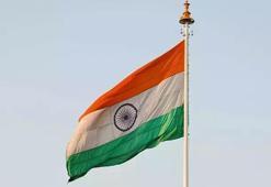 Hindistan'da dini festivalde izdiham! 6 ölü, 30 yaralı