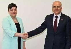 Bakan Şimşek Endonezya Maliye Bakanı ile görüştü