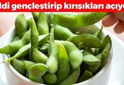 Doğal botoks etkisi sağlıyor! Haşlayıp kaşık kaşık yiyince cildi içten kolajene boğup yaşlanmayı engelliyor, tek gecede 10 yaş gençleştiriyor!