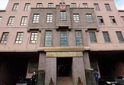 MSB: SH-70 helikopterimiz teknik bir arıza nedeniyle denize acil iniş yaptı