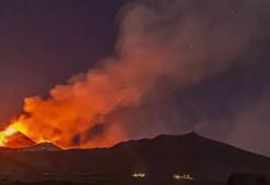 Etna Yanardağı yoğun şekilde lav püskürtmeye başladı!
