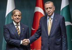 Pakistan Başbakanı Şerif’ten desteği için Cumhurbaşkanı Erdoğan’a teşekkür
