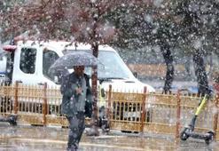 Mayıs ortasında kar sürprizi! Araçlar yolda kaldı