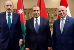 Arap Birliği Zirvesi öncesinde Irak, Mısır ve Ürdün dışişleri bakanları bir araya geldi