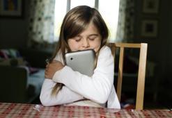 Çocuklarda tablet kullanımı sınırlandırılmalı