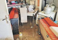 Önce deprem şimdi de sel