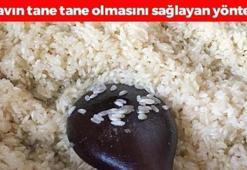 Pilavı tane tane yapan yöntem! 1 parça atmak yetiyor, pirinci parlak gösterip lezzetini 10 kat artırıyor!