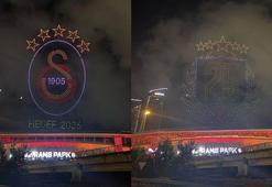 Gökyüzüne yazdılar