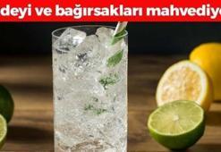 Bardak bardak içiyoruz ama şekeri aniden 300'e fırlatıyor! Bağırsakları ve mideyi mahvedip ömürden 10 yıl çalıyor! Kemikleri süngere çeviriyor