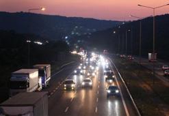 Kurban Bayramı tatili göçü başladı! Kilit noktalarda trafikte yoğunluk yaşandı