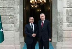 Cumhurbaşkanı Erdoğan, Şahbaz Şerif ile telefonda görüştü