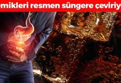 Bardak bardak içiyoruz ama kemikleri süngere çeviriyor! Karaciğere yağ bağlatıp böbrekleri diyalize sürüklüyor! Ömrü 10 yıl kısaltan içecek