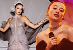 Melike Şahin, O Ses Türkiye 2025 sahnesinde sürpriz düet yaptı!