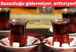 Susuzluğu gidermiyor arttırıyor! Yaz aylarında bu içeceklerden uzak durun: Vücudun sıvı ihtiyacını ikiye katlıyor