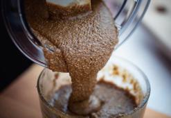 Tahinin içine kaşık kaşık ekleyin! Damarları çamaşır suyuyla temizlenmiş gibi yapıyor, hastalıklardan koruyor, kemikleri beton gibi yapıyor, C vitamini kralı