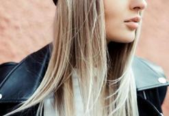Saç rengini 2 ton açıyor! Doğal renk açıcı: 5 dakikada hazırlanıyor