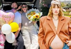 Gizem Karaca anne oldu! Kızıyla ilk pozunu yayınladı
