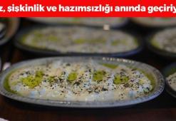 Yemeklere kaşık kaşık ekleyin! Gaz, şişkinlik ve hazımsızlığın kökünü kurutup kan şekerini terazi gibi dengeliyor! İltihabın baş düşmanı