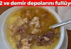 B12 ve demir depolarına zirve yaptırıyor! Günlük ihtiyacın 2000 bin katı kadar B12 içeriyor, kaşık kaşık yiyince bedavadan kas yaptırıyor!