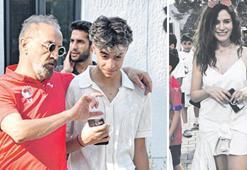 Belçim Bilgin, düğüne gider gibi sahaya gitti!
