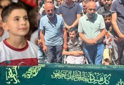 Kazada otomobilden fırlayan Enes'e veda