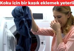 Kötü kokuyu anında kesiyor! Çamaşır makinesine bir kaşık eklemek yeterli: Aylarca tertemiz kokmasını sağlayacak