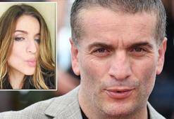 Yapay zekayla kadın oldu!