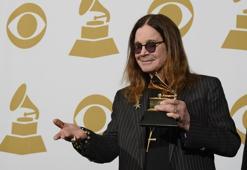 Black Sabbath'ın solisti Ozzy Osbourne hayatını kaybetti