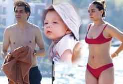 Bodrum'un tadını çıkaran Cansel Elçin ve Zeynep Tuğçe Bayat, oğullarının son halini paylaştı!