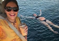 Meriç Aral'dan hamilelik pozu! Peş peşe paylaştı!