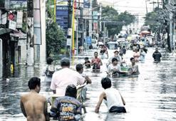 Tayfun yıktı geçti