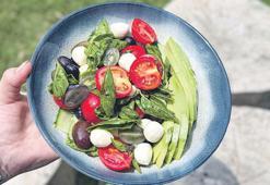 Mersin'de bahçeden sofraya hizmet