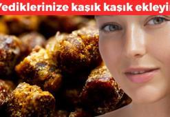Türkiye'de kıymeti bilinmiyor! Yediklerinize kaşık kaşık ekleyin: Vücuda girdiği anda 10 yıl gençleştiriyor, cilde bol bol kolajen yüklüyor