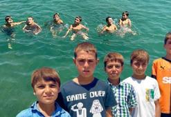 Saçı sarıya çeviren göl... 'Kışın Ronaldo’yduk, yazın Osimhen'iz!'