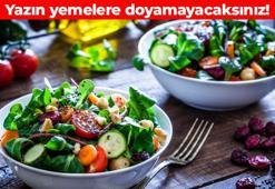 Salatasını yapıp kaşık kaşık yiyin! Yaz sofralarının favorisi: Resmen damak çatlatıyor