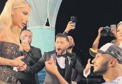 Sahnede evlilik teklifi alan İrem Derici 'evet' dedi