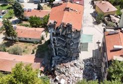 AFAD'dan Balıkesir'deki deprem sonrası çalışmaları için açıklama