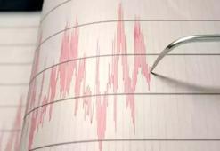 Dün gece İstanbul’da, Ankara’da, İzmir’de deprem mi oldu? 19 Ağustos dün gece nerede, kaç büyüklüğünde deprem oldu?