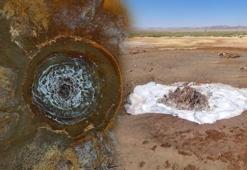 Yer altından fışkırıyor, sonra kayboluyor: Tuz Gölü havzasında şaşırtan doğa harikası!