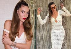 Sinem Kobal bikiniyle poz verdi! Fiziğiyle hayran bıraktı