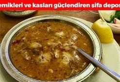 Kaşık kaşık yiyin, doğal antibiyotik! Mikropların kökünü kazıyıp kemikleri betona çeviriyor, her lokması kas yaptırıyor! Kolajene ve B12'ye zirve yaptırıyor