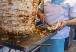 Beyoğlu’nda yedikleri yemekten sonra öldüler: Uzmanlardan tavuk zehirlenmesi uyarısı