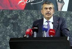 Bakan Tekin: Ders kitapları çocukların masasında olacak