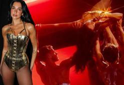 Dua Lipa'dan altın korseli unutulmaz konser!