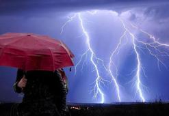 Meteoroloji son raporla uyardı! AKOM’dan peş peşe açıklamalar: İstanbul’da sağanak alarmı