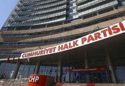Müjdat Gürbüz CHP İstanbul İl Başkanlığı heyetinden çekildi