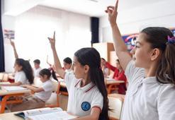 Okula dönüyorlar! 20 milyon öğrenci ders başı yapacak, ilk ders 'Yeşil Vatan'