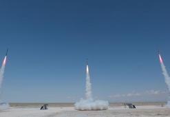 TEKNOFEST'te dünya rekoru! Üç roket aynı anda fırlatıldı