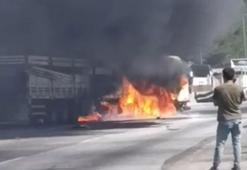 Adana'da korku dolu anlar! Büyükbaş hayvan yüklü tırda yangın çıktı