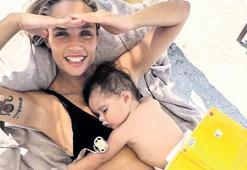 Sekiz ay önce anne olan sosyetik güzel eski formuna kavuştu!